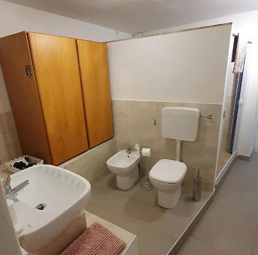 Ca Zelinda House *
